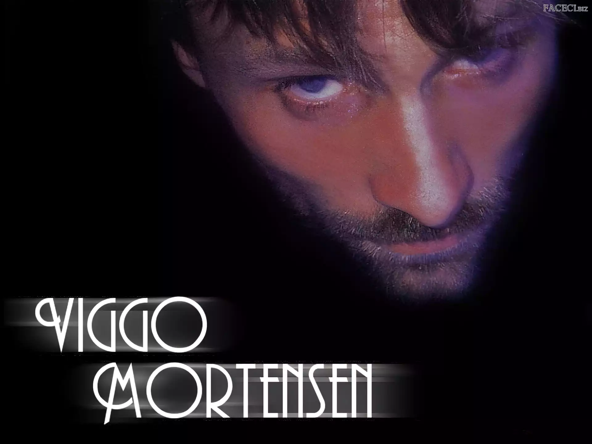 Viggo Mortensen, niebieskie oczy